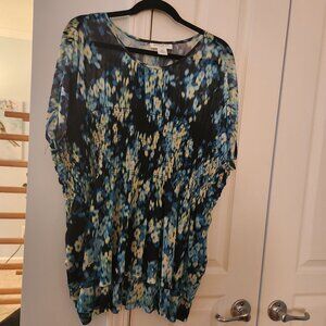 Skye's The Limit Women's 1X Flowy Top